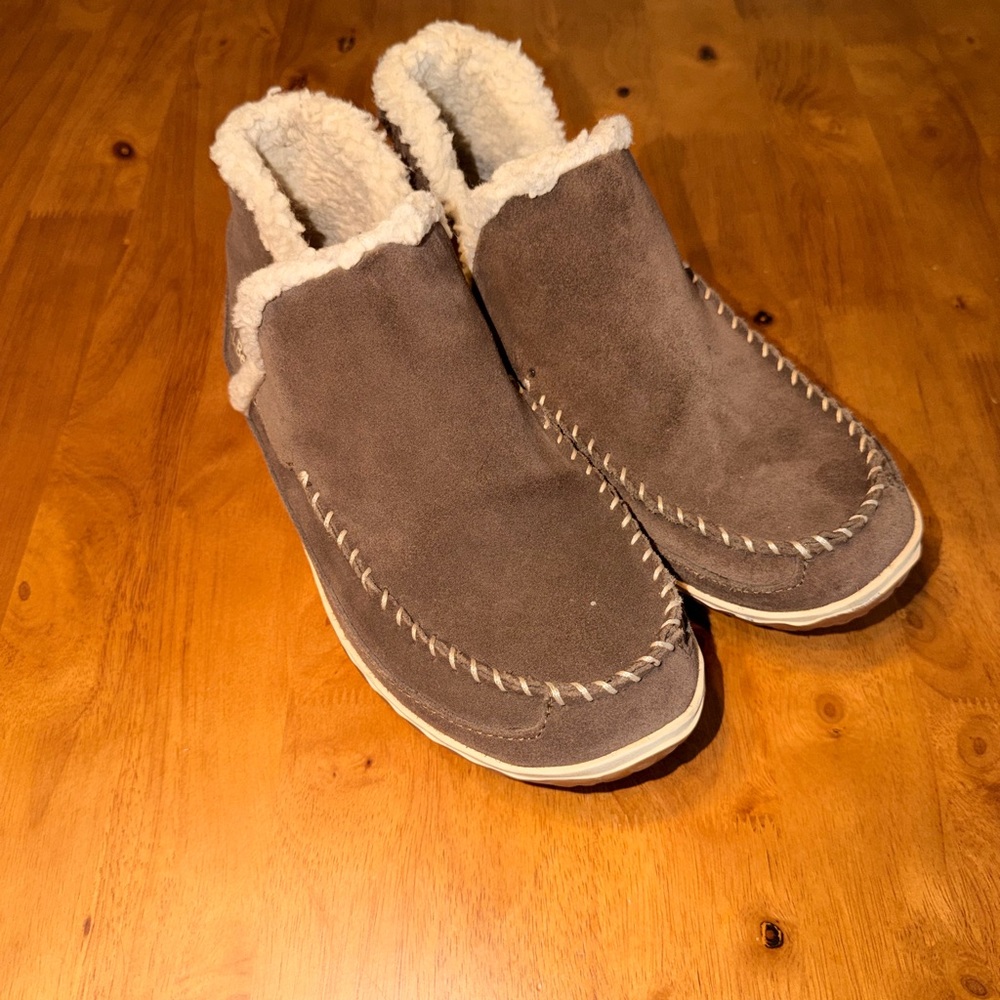 L.L. Bean Tan Suede Slip-On with Cream Fleece